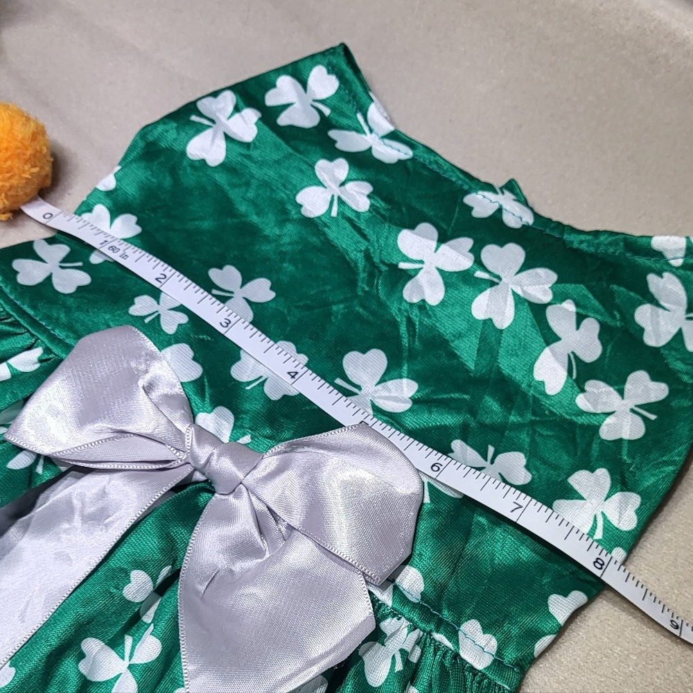 Green St. Patrick's Day Themed Dog/Pet Dress Costume w/ a Bow Size Medium- NWOT - Picture 5 of 9
